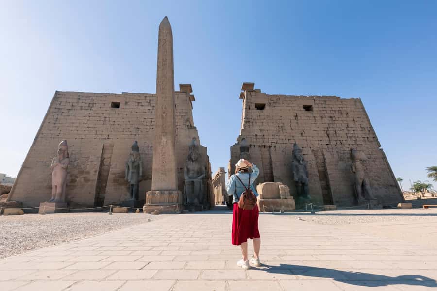 Luxor: Half-Day Tour to Karnak & Luxor Temples - Luxor Temple shows a more urban side of ancient Egypt