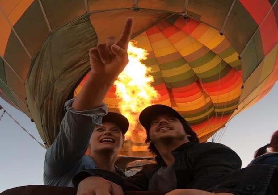 Luxor: Hot Air Balloon Ride Over Temple of Hatshepsut - Watching the Balloon Rise