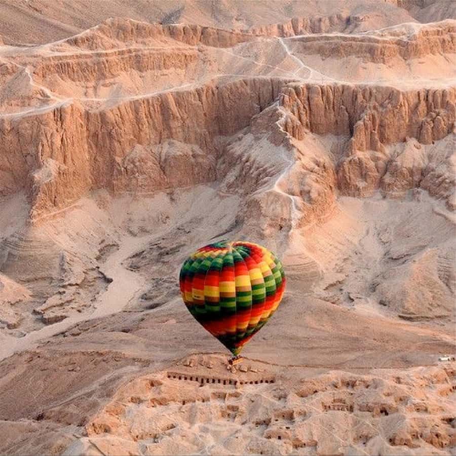 Luxor: Hot Air Balloon Ride over the Valley of the Kings - The early pickup and crossing to Luxor’s West Bank