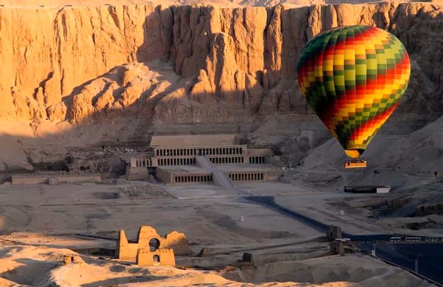 Luxor: Hot Air Balloon Ride with Full-Day Sights Tour - The west bank begins with royal tombs