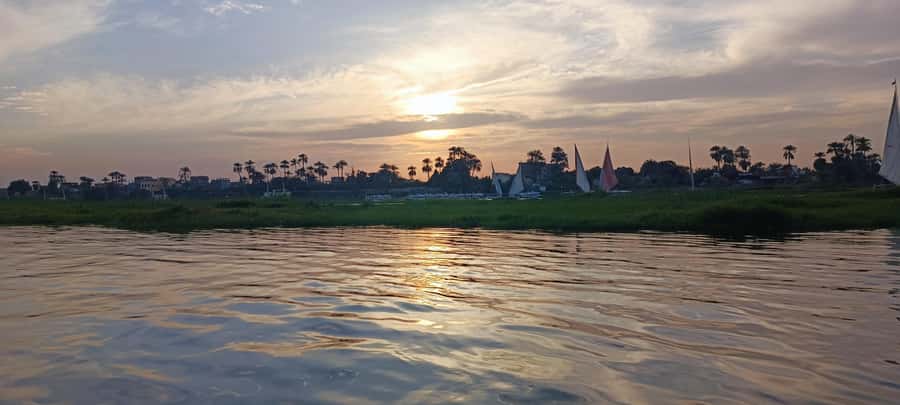 Luxor: Nile River Private Sunset Felucca Ride - The crew and the level of guiding