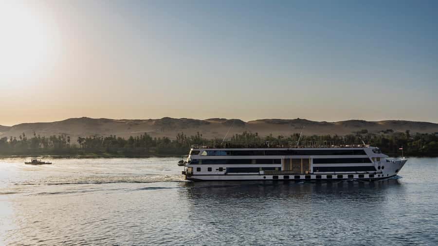 Luxor: One-night Nile Cruise to Aswan with Transfer - Leaving Luxor Around 11 in the Morning