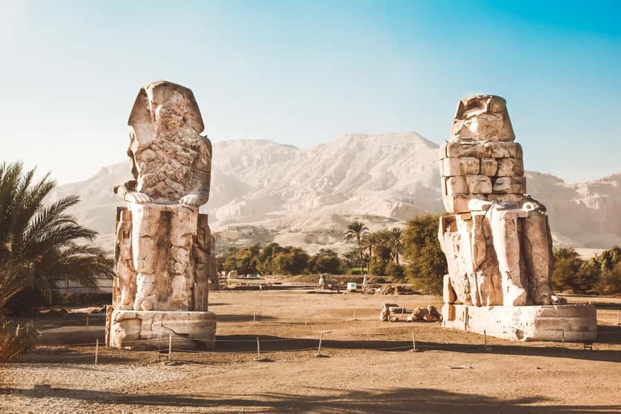 Luxor: West and East Banks All-Inclusive Tour & Balloon Ride - Luxor Temple closes the historical arc