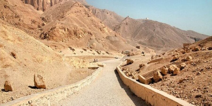 Luxor: West Bank Kings and Queens All-Inclusive Tour & Lunch - Who should book this tour?