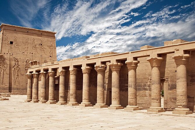 Luxury 4-Day 3-Night Nile Cruise from Aswan to Luxor - Day 2: Kom Ombo and Edfu by river