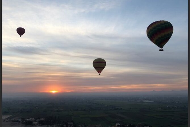 Luxury Sunrise Balloon Ride in Luxor with Hotel Pickup - Landing, help from the crew, and the return trip