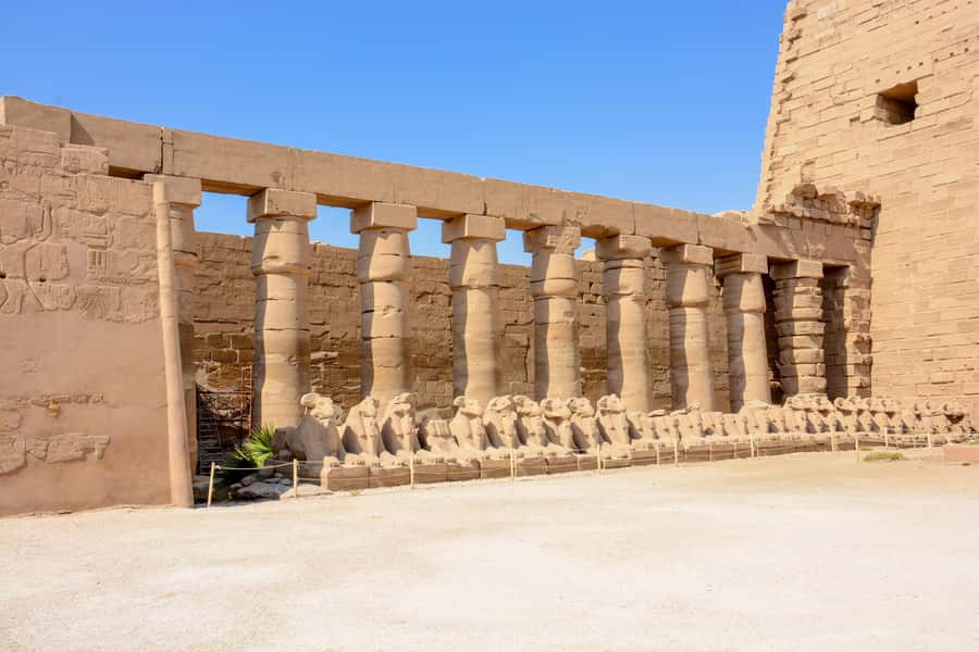 Makadi Bay: Luxor Private Tour Kings Valley and Hatshepsut - Who should book this Luxor day?