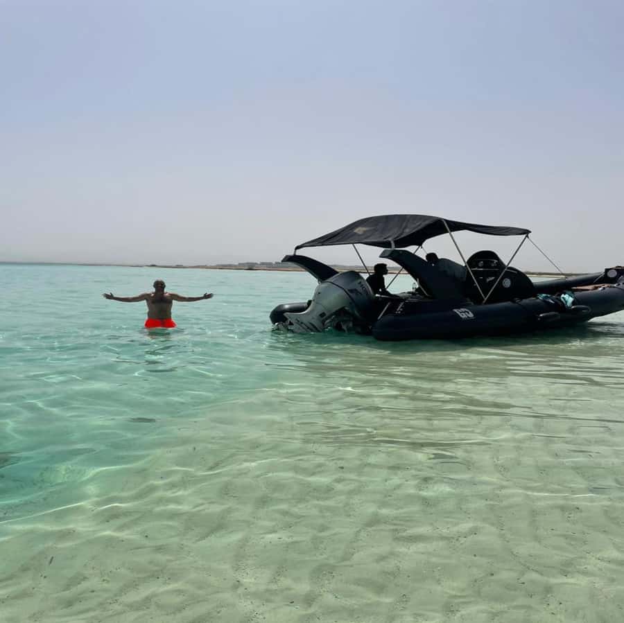 Makadi: Giftun Island Speedboat Cruise to Orange Bay & Lunch - Who will enjoy this outing most