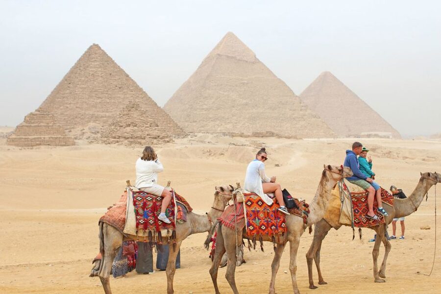 Marsa Alam: Ancient Cairo & Giza Pyramids Day Trip by Plane - Meeting your Egyptologist in Cairo