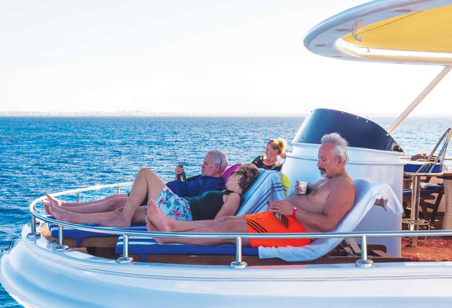 Marsa Alam: Elite vip Turtle bay snorkeling with BBQ Lunch - What the $100 price includes