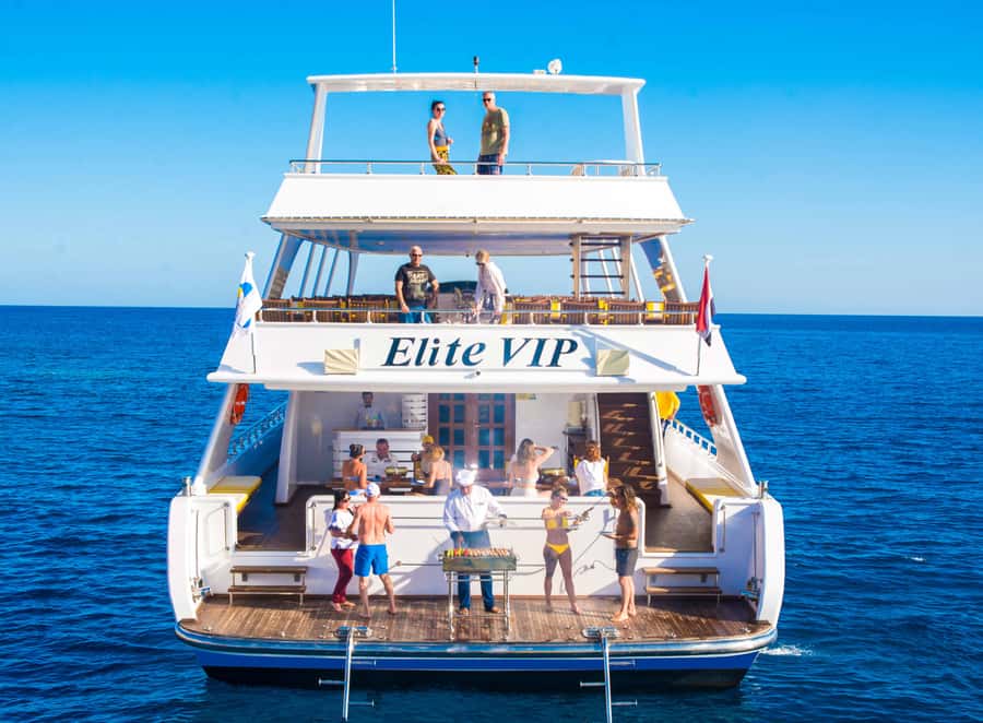 Marsa Alam: Elite vip Turtle bay snorkeling with BBQ Lunch - Who should book this cruise