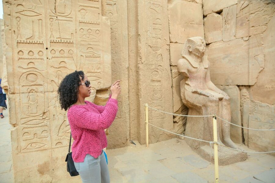 Marsa Alam: Valley of the Kings & Karnak Temples Luxor Tour - Lunch and the optional Nile boat