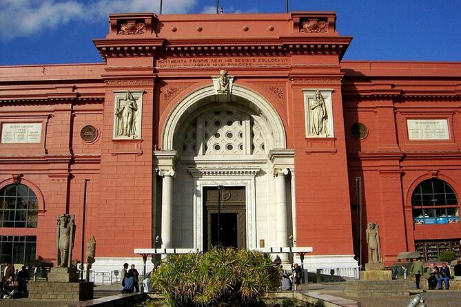 Multi-Day Sites of Giza and Cairo City Tour plus Egyptian Antiquities Museum - Khan el Khalili adds a less formal Cairo stop