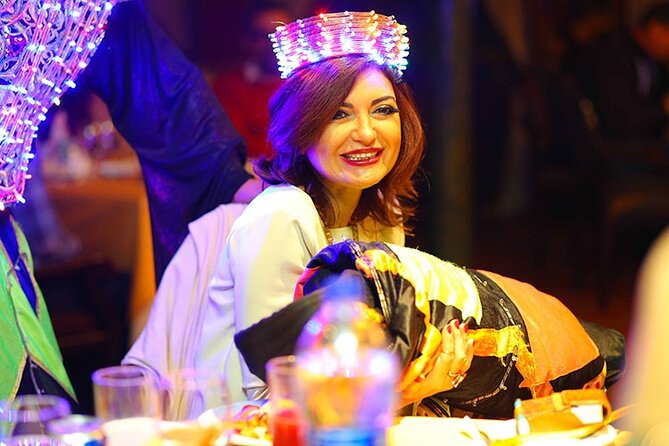 Nile Maxim Dinner Cruise In Cairo - Tannura and Belly Dancer-Oriental Show show - Belly dancing, Tannura, and the Western show