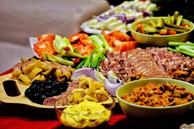 Nile River Dinner Cruise on a Yacht with Open Buffet - What the evening is really offering
