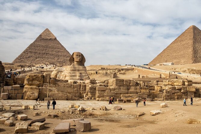 Private 6-Days Egypt Tour Package with Nile Cruise by Flights - Day 3: Flying to Luxor and boarding the Nile ship