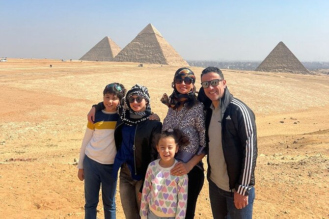 PRIVATE ALL INCLUSIVE Giza Pyramids,Sphinx,Camel&Inside Pyramid - What the guide adds to the visit