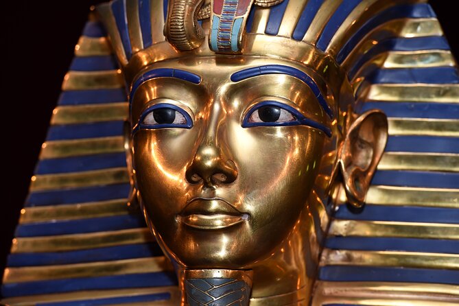 Private Cairo Aswan Luxor 8 days 7 nights with Nile Cruise - Day 2: Pyramids, Sphinx, and the Egyptian Museum