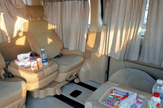Private City Transfer from Cairo Airport - Reading Cairo through the car window