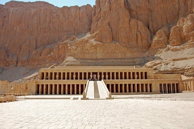 Private Day from Cairo to Luxor by plane with hotel,balloon,west,east and lunch - Sunset sailing and Luxor Temple