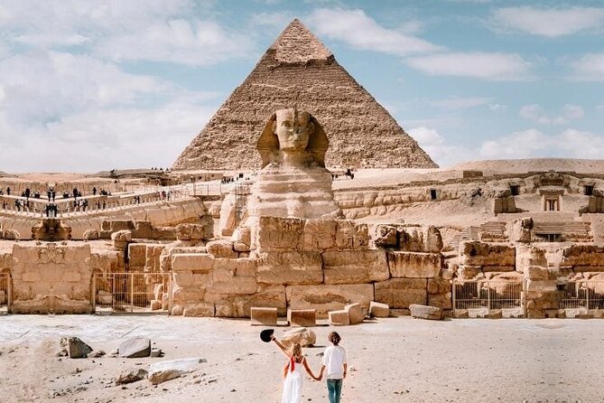 Private Day Tour Giza Pyramids and Egyptian museum (OR) GEM - Why this private Cairo day works well