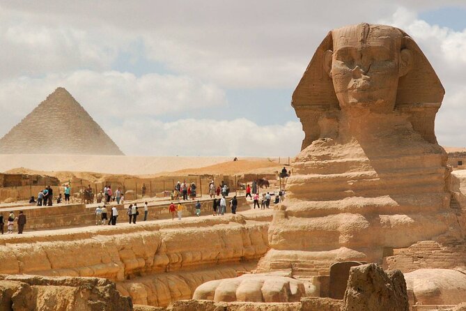 Private Day Tour Giza Pyramids and Egyptian museum (OR) GEM - Lunch, water, and the optional extras