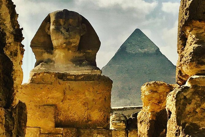 Private Day Tour Giza Pyramids, Memphis and Sakkara Pyramids - Giza gives you the essential first look