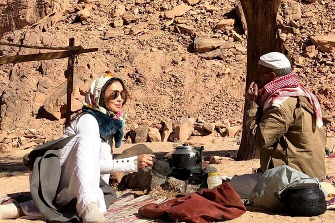 Private Day Tour To White Desert And Bahariya Oasis - The Black Desert and El Hez Village