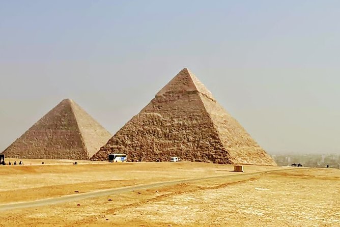 Private day trip to Cairo from Hurghada - Giza Plateau: Cheops, Chephren, and Menkaure