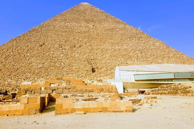 Private day trip to Cairo from Hurghada - What the German-speaking guide adds