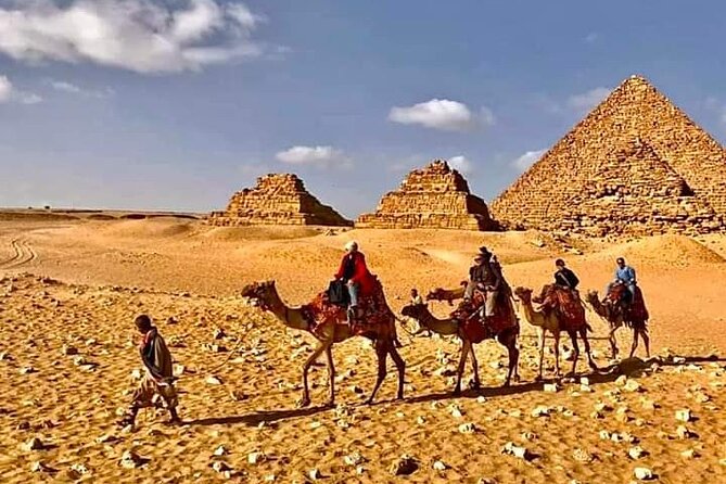 Private Full Day Tour Giza Pyramids Memphis Sakkara with Lunch - One long day from Giza to Memphis