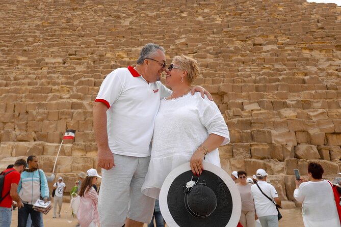 Private Giza Pyramids and Egyptian Museum Tours - Two hours at the Giza Pyramids
