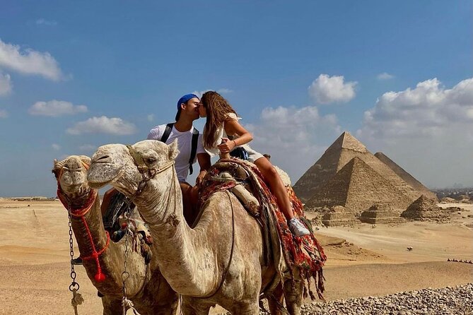Private Giza Pyramids, Memphis and Sakkara Day Trip in Cairo. - Giza: the big first impression