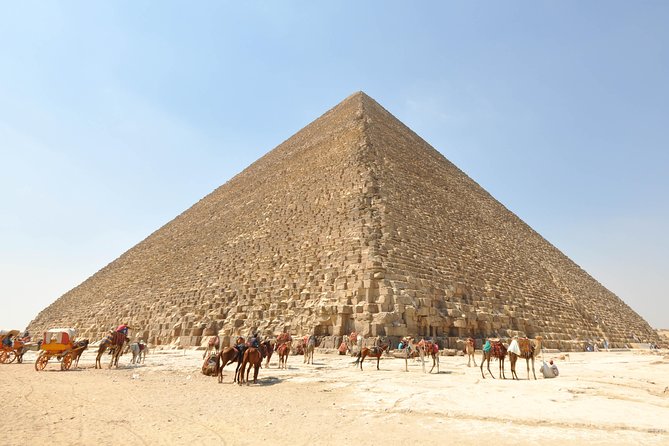 Private Guided Day Tour in Giza Saqqara and the Egyptian Museum Including a Camel Ride from Cairo - Giza’s pyramids and the Sphinx