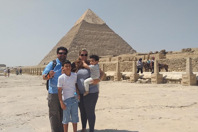 Private Guided Tour to Giza Pyramids and Sphinx - Seeing Cheops, Chephren, and Mycerinus