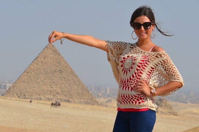 Private Guided tour to Giza Pyramids,Sphinx Camel Ride and Lunch - Starting at the Giza Pyramids at 9 a.m.