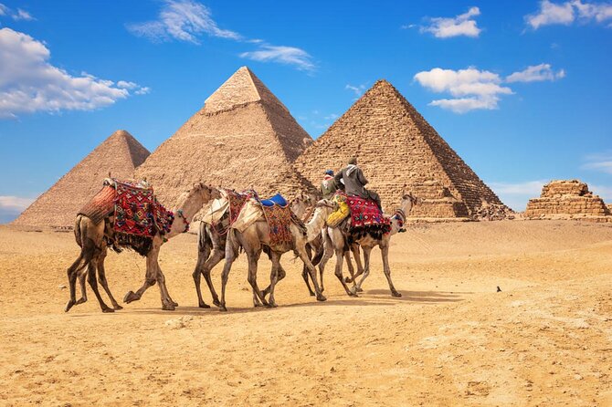 Private Half day Tour of the Pyramids and Sphinx from Cairo - Khafre and Menkaure complete the pyramid group