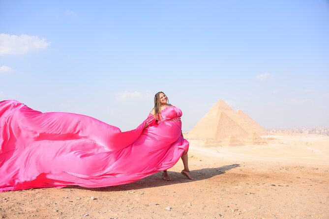 Private Half-day Tour to Giza Pyramids and Sphinx with Camel Ride and Lunch - The Great Pyramids, with time to look up