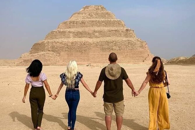 Private inclusive day tour at Giza pyramids, Sakkarra, Memphis and Dahshur. - The Private Guide Makes the Difference