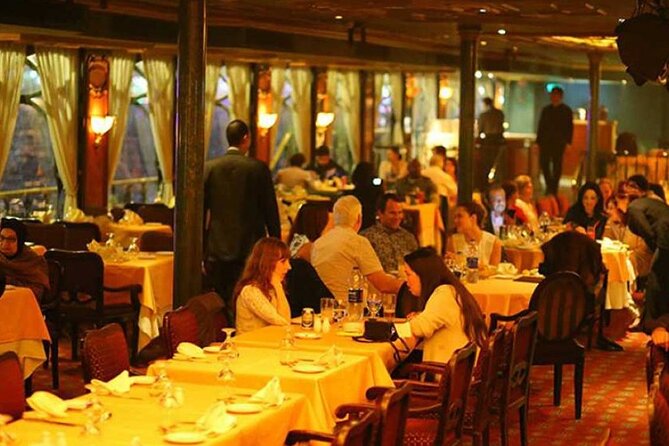 Private Nile Dinner Cruise in Cairo - The buffet: plenty of choice, mixed expectations