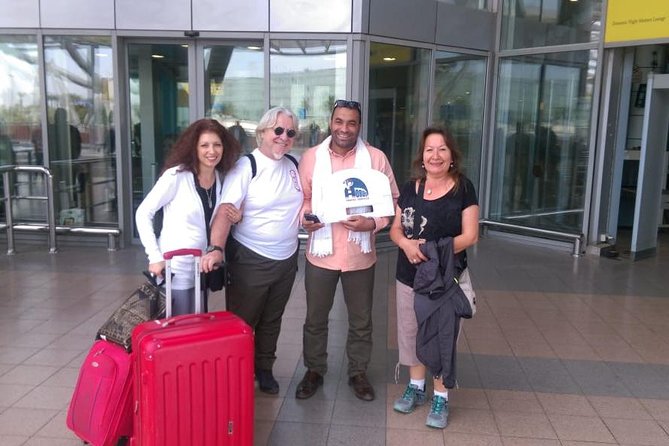 Private Pickup Transfer from The Airport to Your Hotel - Finding the representative after baggage claim
