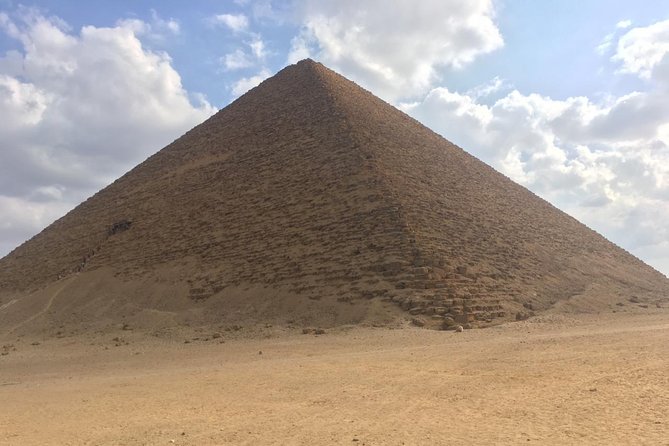 Private pyramids tour to Giza pyramids Sphinx Dahshur Sakkara & Memphis - Who should book this tour?