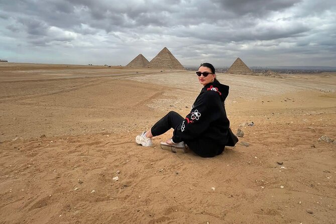Private Tour Giza Pyramids, Egyptian Museum, lunch and Camel Ride - Who should book this tour?