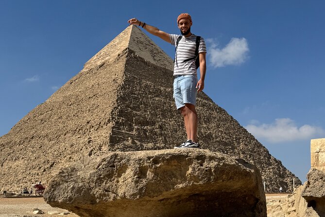 Private tour Giza Pyramids ,sphinx & camel ride all included - Lunch with pyramid views, if added