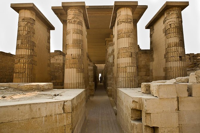 Private Tour: Giza Pyramids, Sphinx, Memphis, Sakkara - Guides, drivers, and the family experience