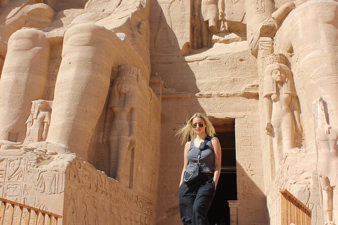 Private Tour To Abu Simbel From Aswan By Private Car - Arriving at the Abu Simbel complex