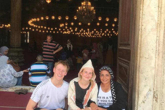 Private Tour To Egyptian Museum, Old Cairo & Bazaar - Two hours in Khan el-Khalili