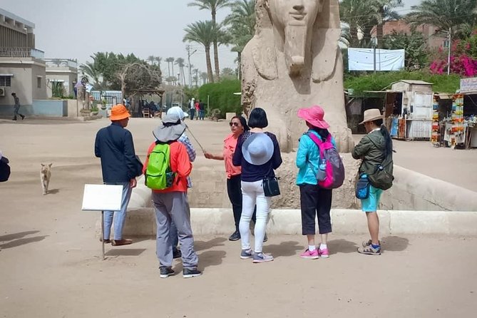 Private Tour To Giza Pyramids, Memphis City, Dahshur And Sakkara Pyramids - Lunch, bottled water, and the real value of $120