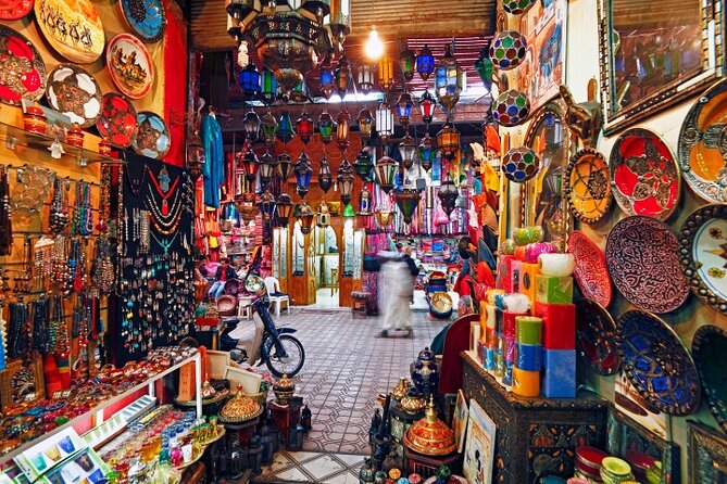 Private Tour to Khan el-Khalili from Cairo International Airport - Six hours among Khan el-Khalili’s old lanes