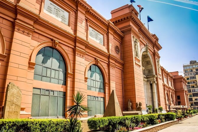 Private Tour to Pyramids, Egyptian Museum & Khan El Khalili - Three hours inside the Egyptian Museum